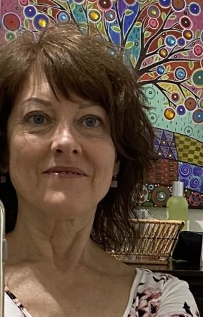 Suzanne_aout_2023_web.JPG